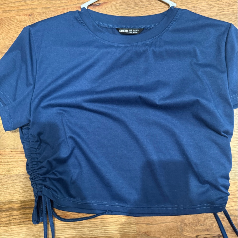 SHEIN Navy Blue Casual Top
